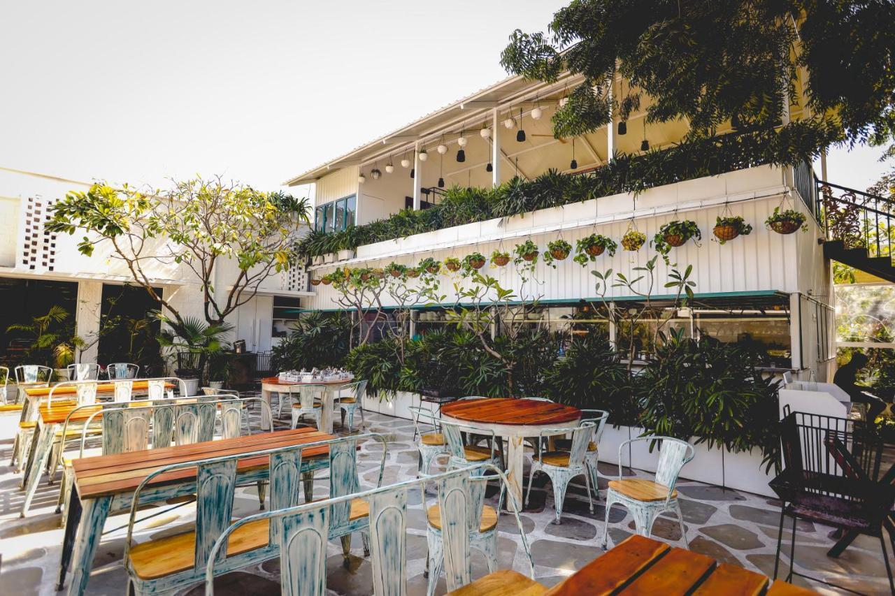 Devraj Niwas Hotel Jaipur Buitenkant foto