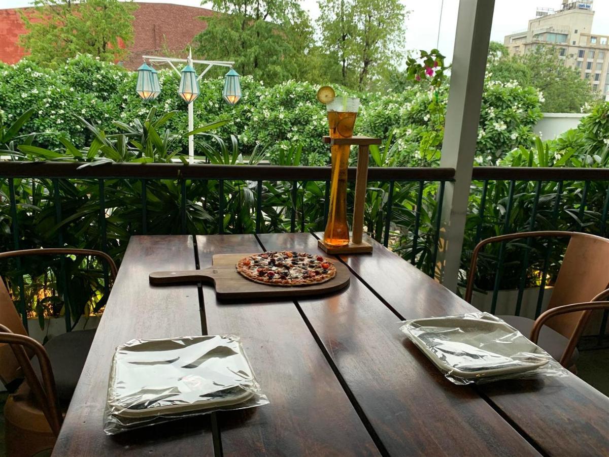 Devraj Niwas Hotel Jaipur Buitenkant foto