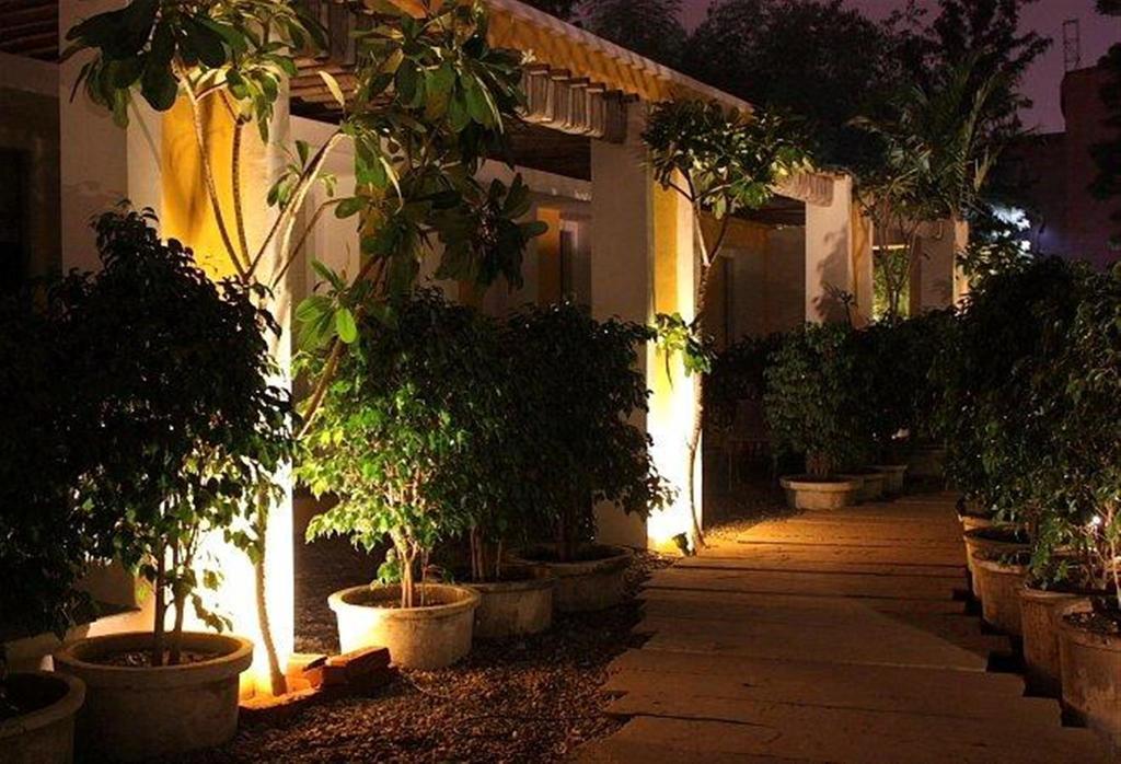 Devraj Niwas Hotel Jaipur Buitenkant foto