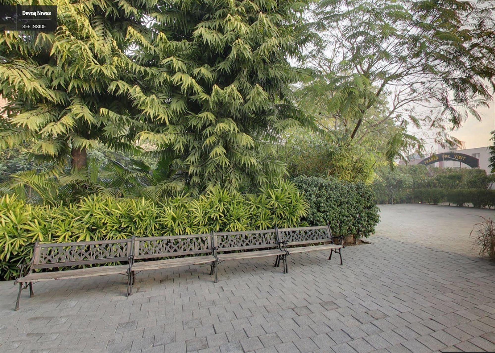 Devraj Niwas Hotel Jaipur Buitenkant foto